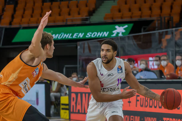 体现了他对 体现了他对